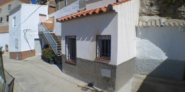 3 Bedroom Cavehouse in Cullar, Granada