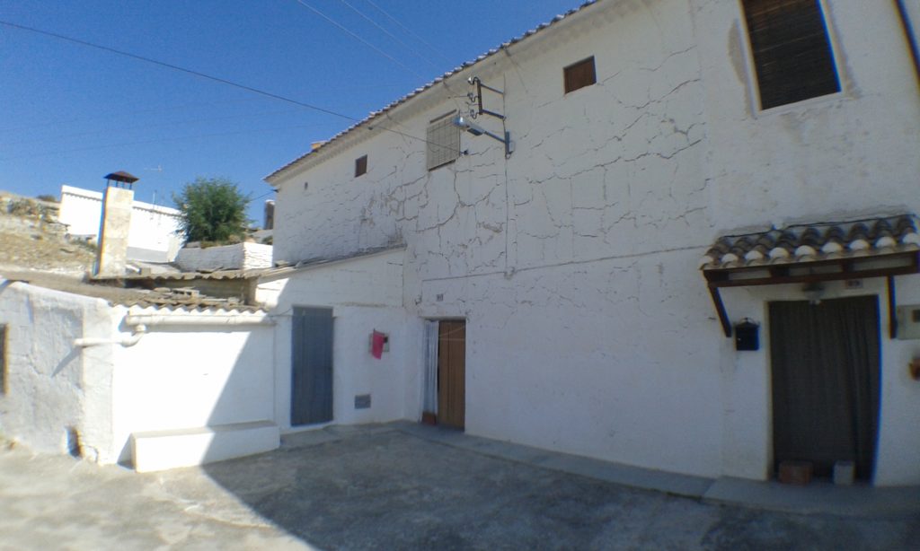 4 Bedroom Cave House in La Alqueria, Granada